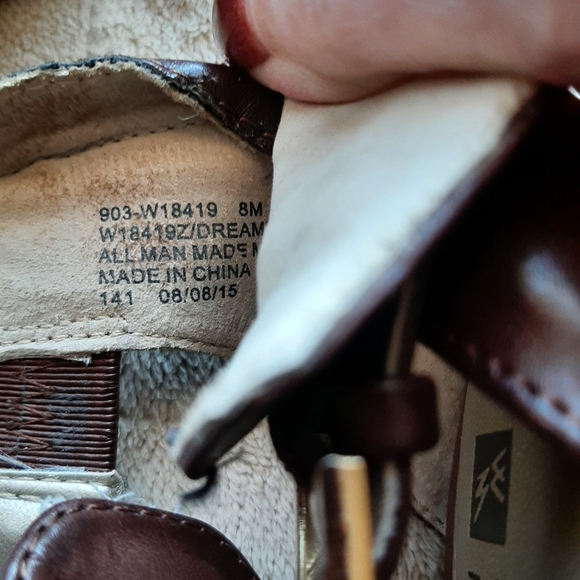 White Mountain - Gently used open toe brown shoes for women - Size: 8 - Picture 7 of 10